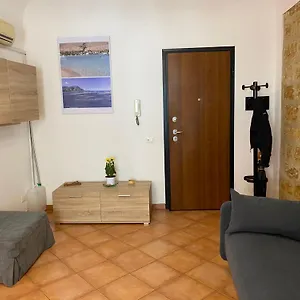 https://casa-arancio-palermo.palermohotels.org